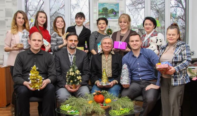 С праздником, «Гомiн»!